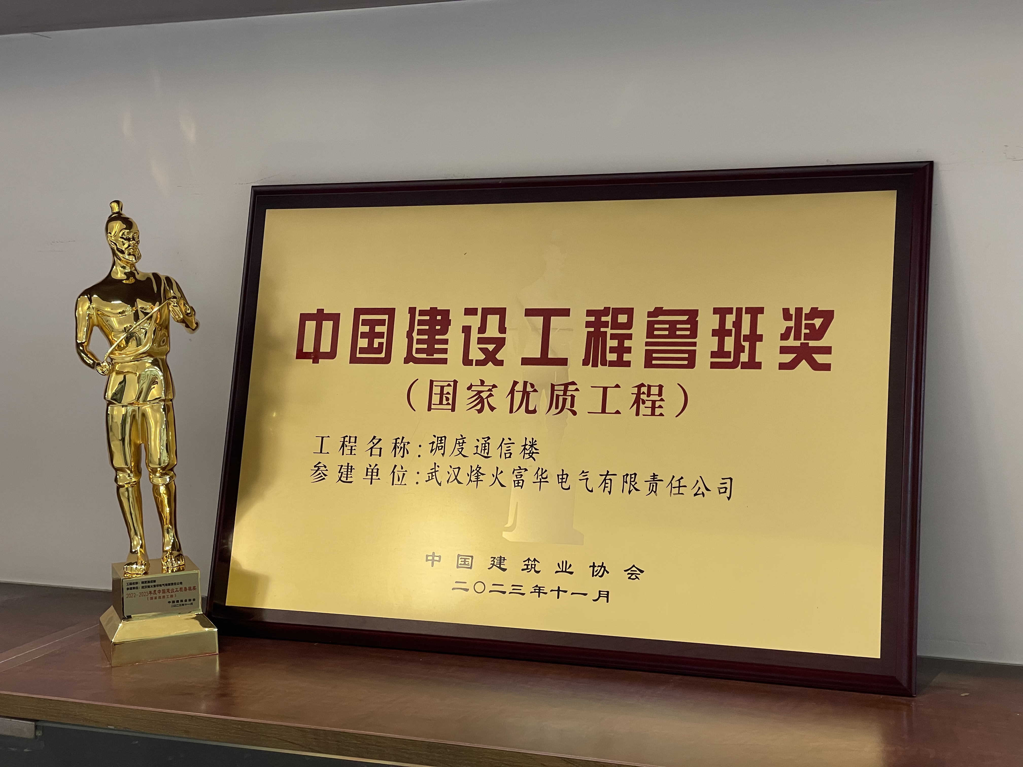 封面1.jpg